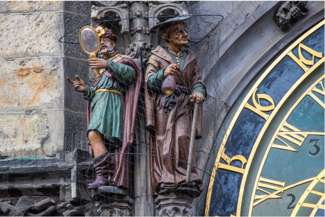 Vanity and greed represented on the Prague Astronomical Clock (photo by Sebaso)