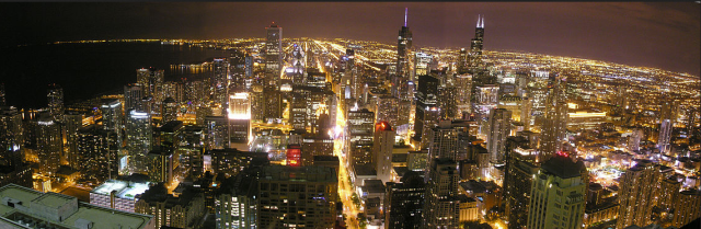 Chicago at night (photo by Lol19)